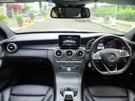KM 30RBan Mercedes Benz C250 AMG SEPERTI BARU