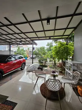 Rumah Asri terawat semifurnish di Batununggal Indah Bandung