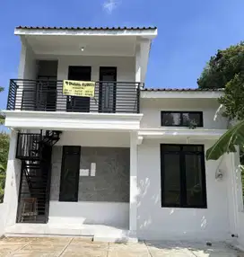 Rumah 2 Lantai cincin kota Kebumen