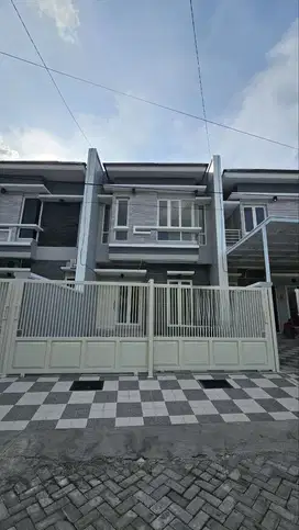 Rumah Gress Minimalis di Jemursari (Sebrang Depot JN)