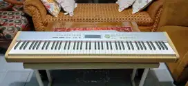Korg SP 500 Digital piano touch screen