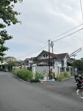 TERMURAH Rumah Luas 404m Jln ikan Belida Suhat