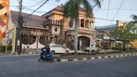 rumah mewah gresik 0 jlan kalimantan GKB