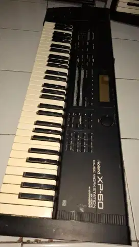 Roland XP60.vintage synth