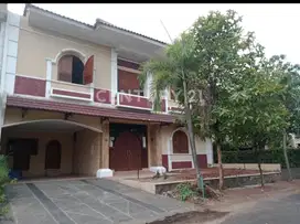 Rumah Besar Dengan Design German Di Menteng Padma