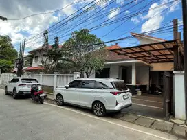 Disewa Rumah Mewah Lokasi Elite di Kebayoran Baru, Jakarta Selatan