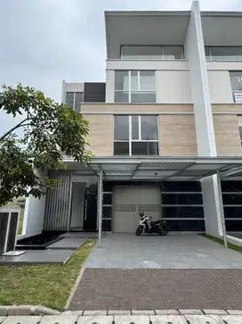 Termurah Rumah Golf Island PIK 10x32 View Golf + Laut