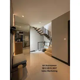Rumah 3 Lantai 1 Man Only Di Leonora Summarecon Terlaris pasti habis!