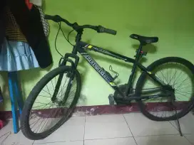 Sepeda polygron MTB minus ban bocor