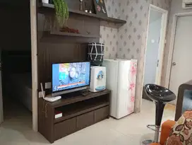 DISEWAKAN 2 KAMAR FURNISH LANTAI RENDAH APT BASSURA CITY