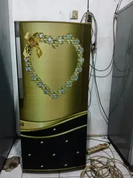 Di jual kulkas Sharp 1 pintu