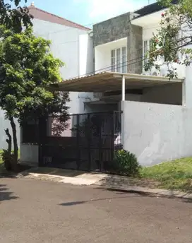 RUMAH DALAM CLUSTER BSD CITY DEKAT TOL DAN PASAR MODERN BSD