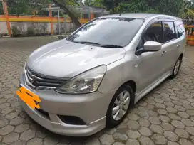grand livina 2015