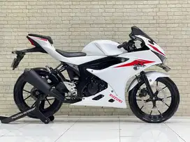 TERMURAH‼️ Suzuki GSX 150R keyless 2018 Putih favorit