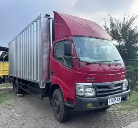 Truck Long Chasis.Toyota New Dyna Dutro type.130.XT. Long Box Cargo