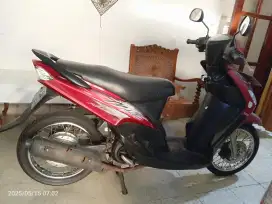 MIO J 2009 MERAH ORIGINAL GRESS FRESH !