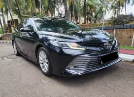 Toyota Camry V 2019
