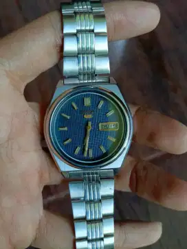 Jam Tangan Seiko 5 Vintage 7009