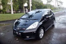 HONDA JAZZ RS MATIC 2012 TINGGAL PAKAI SAJA