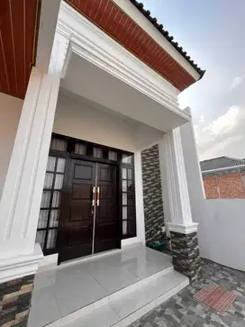 RUMAH CLUSTER MEWAH PINGGIR JALAN