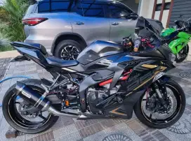For Sale ! Ninja Kawasaki ZX 25R ABS