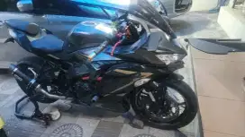 For Sale ! Ninja Kawasaki ZX 25R ABS