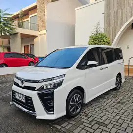 Toyota Voxy 2020 Bensin