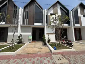 Rumah 2 Lantai harga 800jt lokasi 5menit menuju supermall karawaci