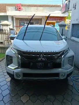 Xpander cross premium 2021 automatic seperti baru