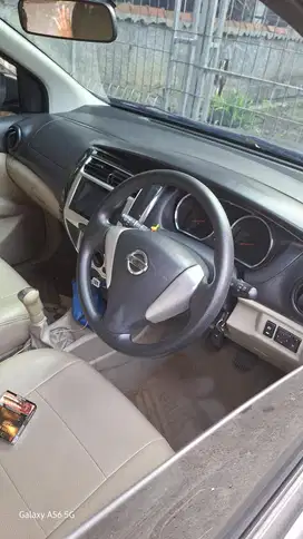 Nissan Grand livina 2017 Bensin