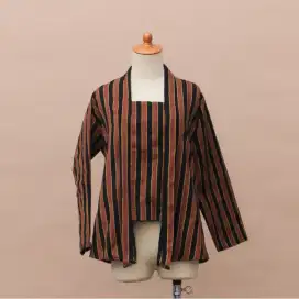 Baju dan rok jarik wiru batik