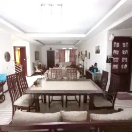 Rumah Luas, mewah Dan  semi furnished Di Kota baru parahyangan KBP