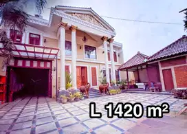 Rumah Mewah Ada Gudang Luas 1400 Jogja