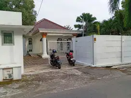 Rumah 1000 Meter Jogja Dekat Tugu Jalan Magelang