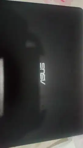 Laptop asus dijual karena ada yang baru