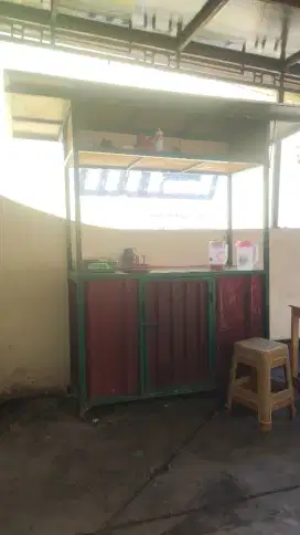 Gerobak dagang besi