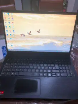 Laptop Lenovo AMD Ryzen 5 Ram 20gb memory 1TB