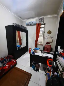 Dijual rumah siap huni lt.90m di Regency Melati Mas hanya 1,1 M