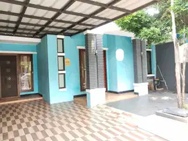 Dijual cepat Rumah cluster Aralia,kota harapan indah Bekasi