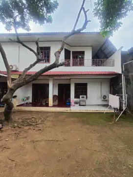 RUMAH LUAS di MATRAMAN, JAKTIM