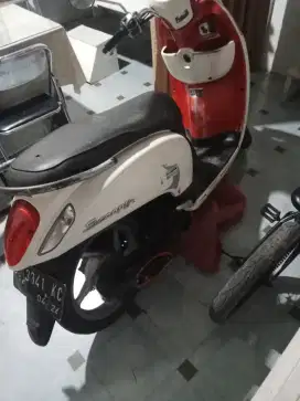 Honda metik Scoopy injeksi