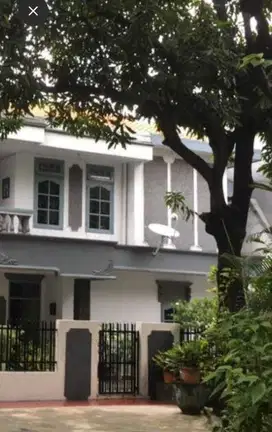 Rumah 2ltDi Grogol Petamburan Dekat Pasar Jelambar Porli Jakarta barat