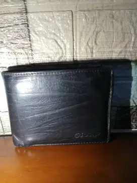 Jual dompet kulit sapi asli jenis pull up.