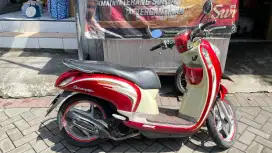 Di jual Scopy merah th 2014 mulus