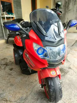 MOTOR AKI BEKAS