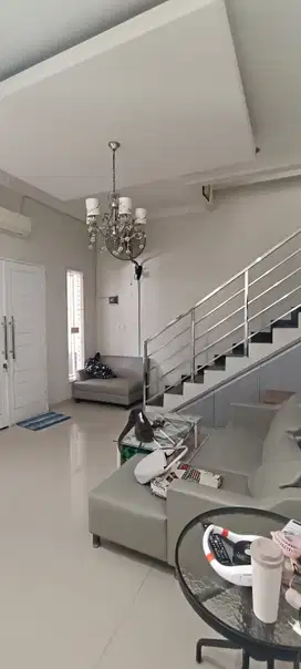 Rumah 3 lt bagus Medang Lestari Dijual Segera