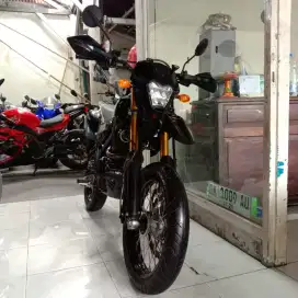 DP 10,5 JT/ BUNGA MENURUN 2%/ KAWASAKI KLX SM SE TAHUJ 2023