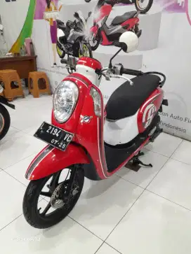 HONDA SCOOPY ESP 2015 MERAH GAS