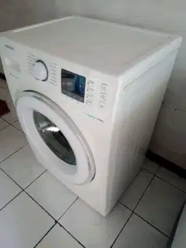 Mesin cuci otomatis 1 tabung