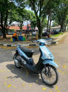 Mio sporty biru muda telor asin